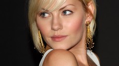 Woman elisha cuthbert Actress