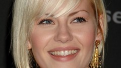 Woman elisha cuthbert Actress