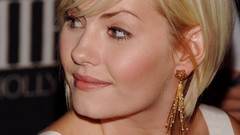Woman elisha cuthbert Actress