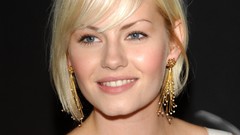 Woman elisha cuthbert Actress