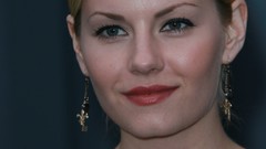 Woman elisha cuthbert Actress