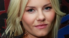 Woman elisha cuthbert Actress