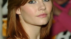 Woman elisha cuthbert Actress