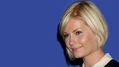 Woman elisha cuthbert Simple