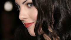 Woman Elizabeth Gillies