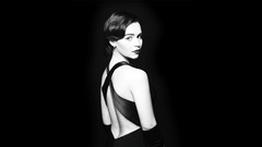 Woman emilia clarke