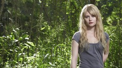 Woman Emilie de Ravin