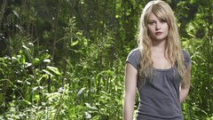 Woman Emilie de Ravin