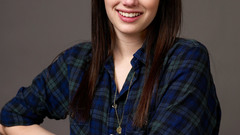 Woman emma roberts shirts