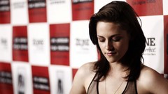 Woman empty Kristen Stewart Actress brunettes