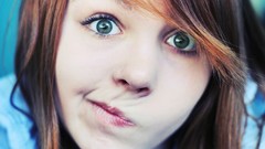 Woman eyes redheads funny
