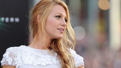 Woman faces Actress blondes blake lively