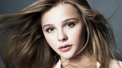 Woman faces Actress chloe moretz