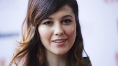 Woman faces Actress mary elizabeth winstead