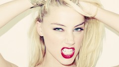 Woman faces amber heard