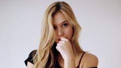 Woman faces blondes alexis ren fashion model fashion photography