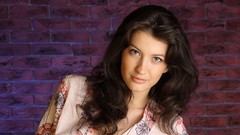 Woman faces blondes brunettes