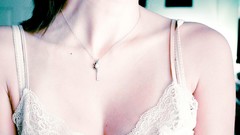 Woman faces blondes brunettes teen portraits