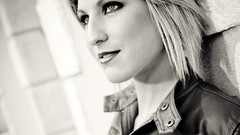 Woman faces blondes brunettes teen portraits