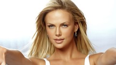 Woman faces blondes charlize theron models
