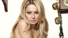 Woman faces blondes models