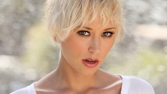 Woman faces blondes models Digital Desire magazine Brooke Taylor