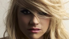 Woman faces blondes singers pixie lott