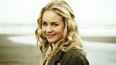 Woman faces blondes smiling britt robertson