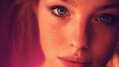 Woman faces blue eyes