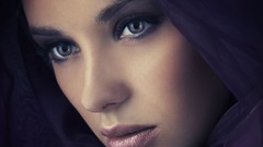 Woman faces blue eyes