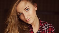 Woman faces blue eyes brunettes