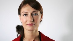 Woman faces blue eyes redheads carice van houten