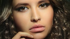 Woman faces brown eyes brunettes