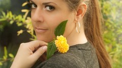 Woman faces brunettes