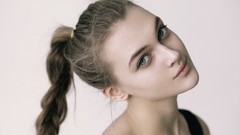 Woman faces brunettes