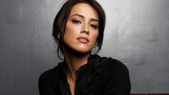 Woman faces brunettes amber heard