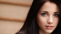 Woman faces brunettes emily rudd