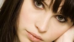 Woman faces brunettes felicity jones