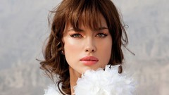 Woman faces brunettes irina shayk