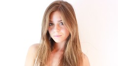 Woman faces brunettes Lily C