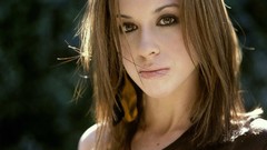 Woman faces brunettes models Lacey Chabert