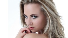 Woman faces brunettes models photo shoot Natasha nose ring