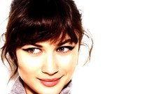 Woman faces brunettes olga kurylenko