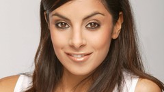 Woman faces Collien Fernandes