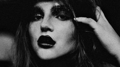 Woman faces grayscale Frances Bean Cobain
