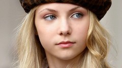 Woman faces models taylor momsen