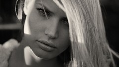 Woman faces monochrome blondes