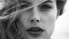 Woman faces monochrome doutzen kroes