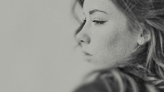 Woman faces monochrome hattie watson Simple Background