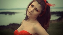 Woman faces Neon Lynxie